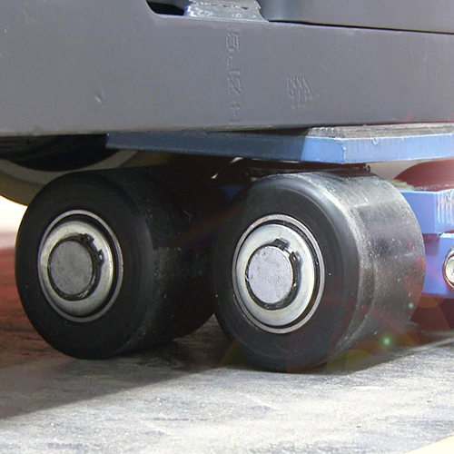 Machine skates to move heavy loads | Van Gool Hoisting & Lifting