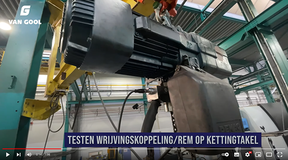 Testen wrijvingskoppeling/rem op kettingtakel